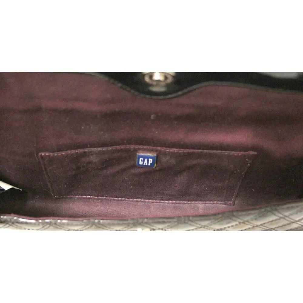 GAP QUILTED GLOSSY BLACK PATENT VEGAN LEATHER PVC FLAP CLUTCH PURSE HANDBAG